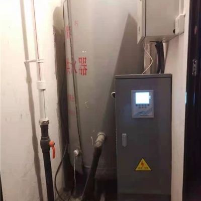 一控一至六标准型中文操作供水专用变频柜