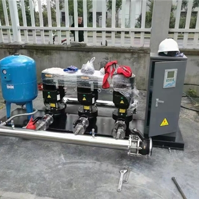 一控一至六标准型中文操作供水专用变频柜
